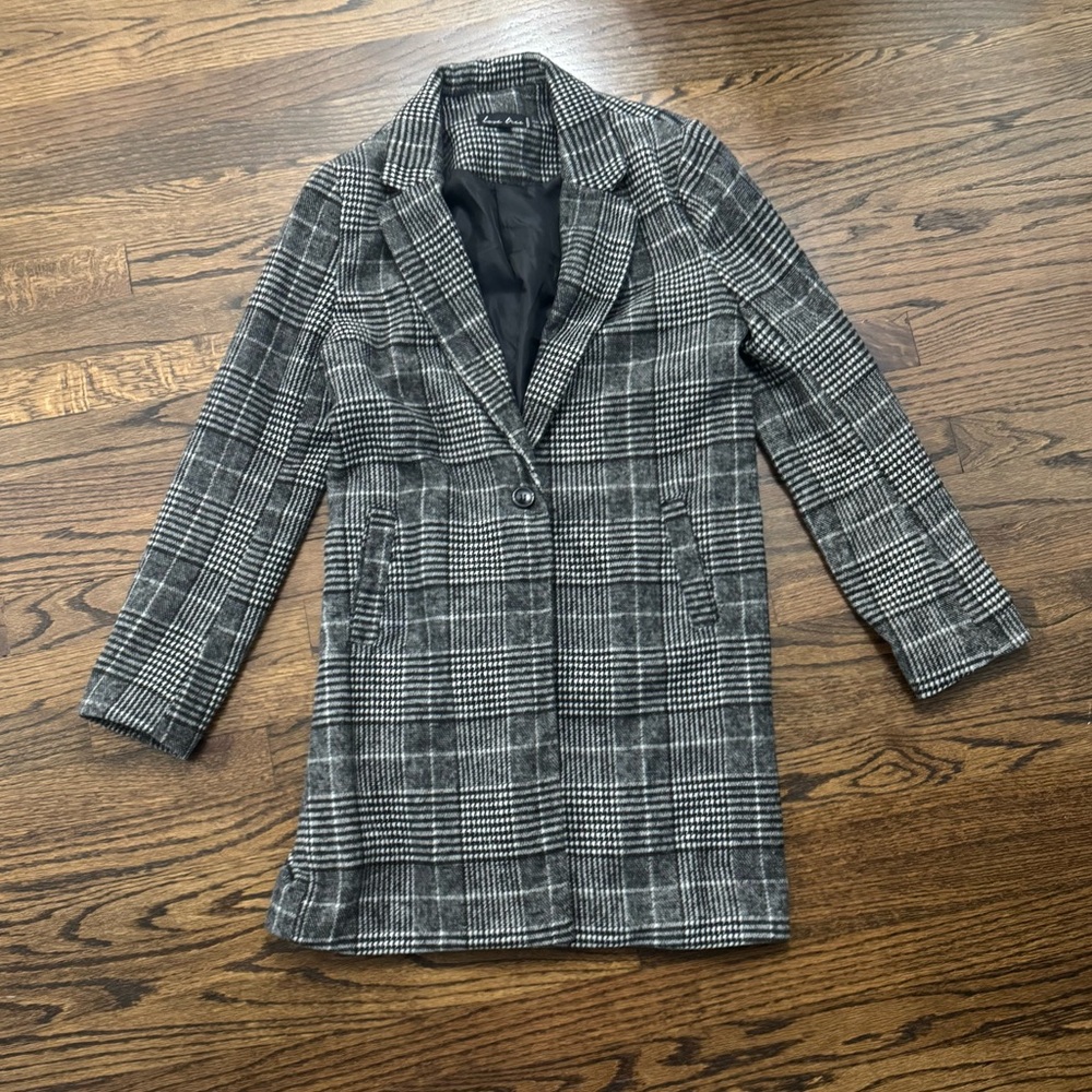 Love Tree Black and White Plaid Blazer Coat
